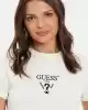 Guess Kadın Siyah Logolu Beyaz T-shirt