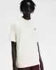 Fred Perry Erkek Ekru Logo Detaylı T-shirt
