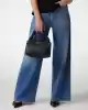 Guess Kadın Siyah Sansa El Saplı Crossbody Çanta