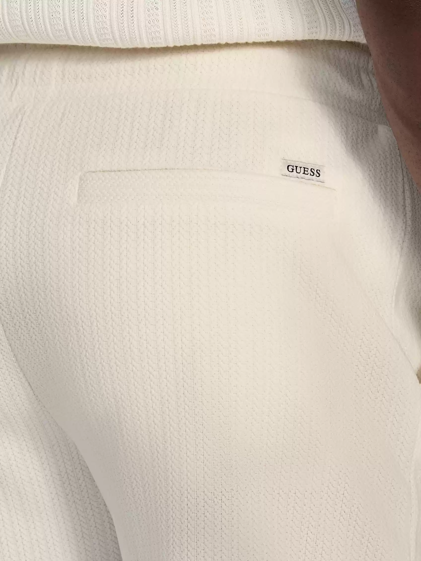 Guess Erkek Beyaz Baron Dokulu Örgü Şort
