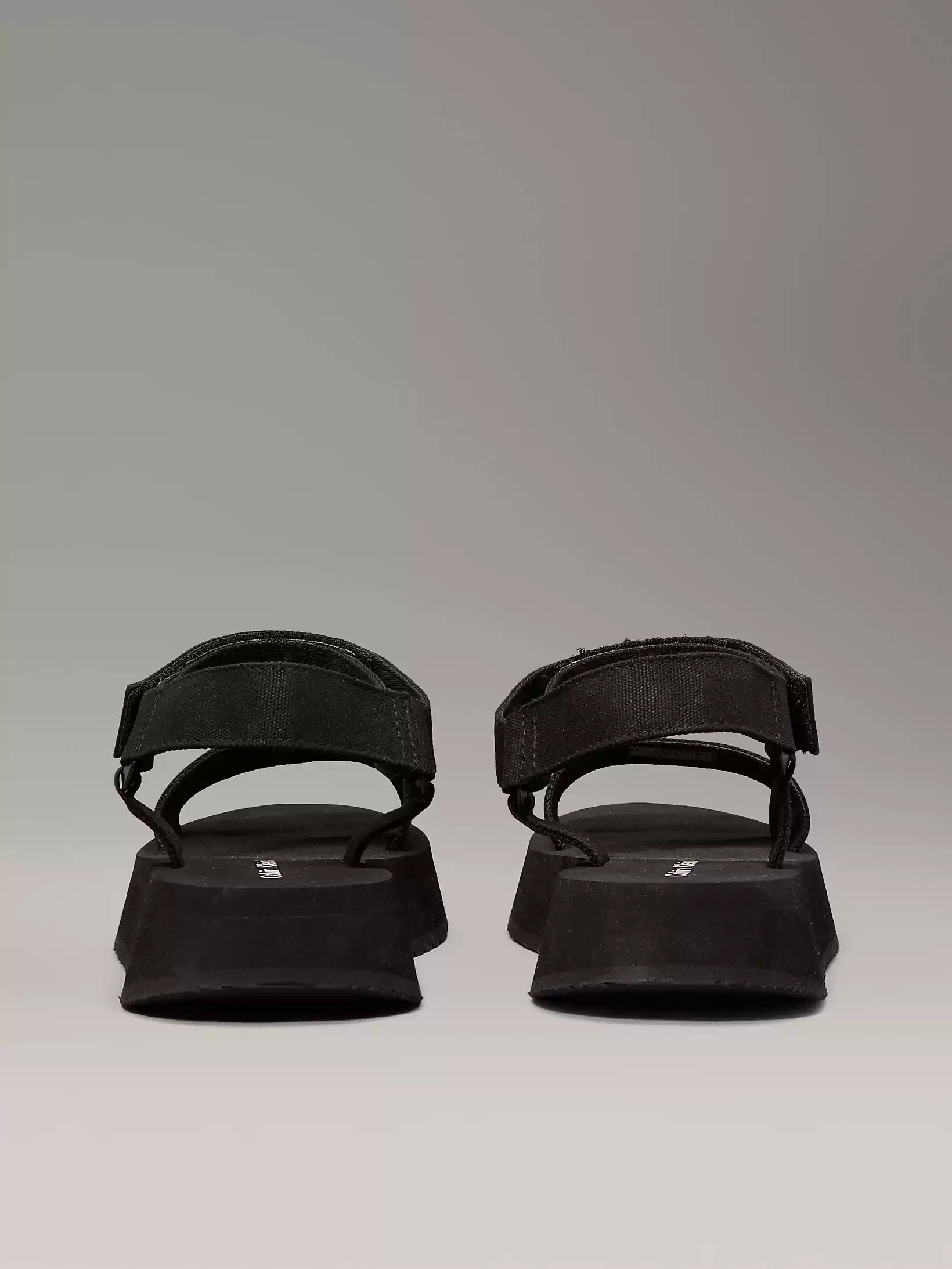 Calvin Klein  Kadın  Siyah  Tuval Platform Sandalet