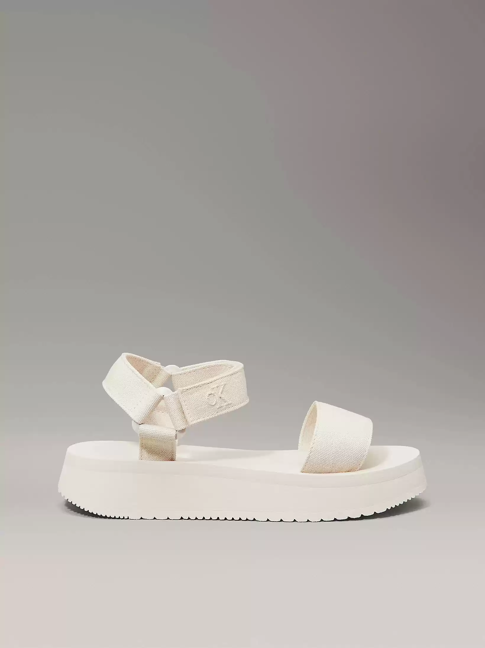 Calvin Klein Kadın  Bej  Tuval Platform Sandalet