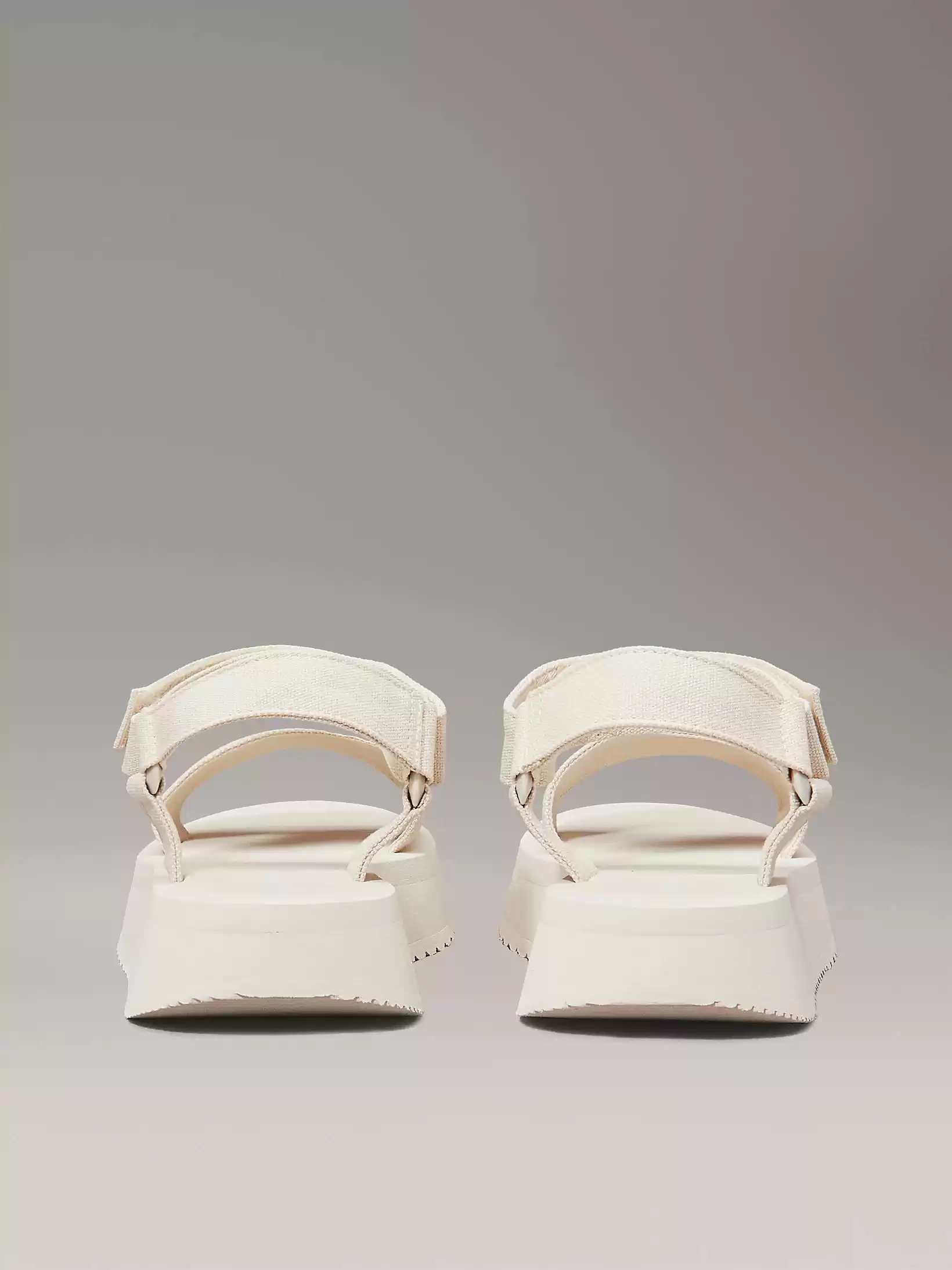 Calvin Klein Kadın  Bej  Tuval Platform Sandalet