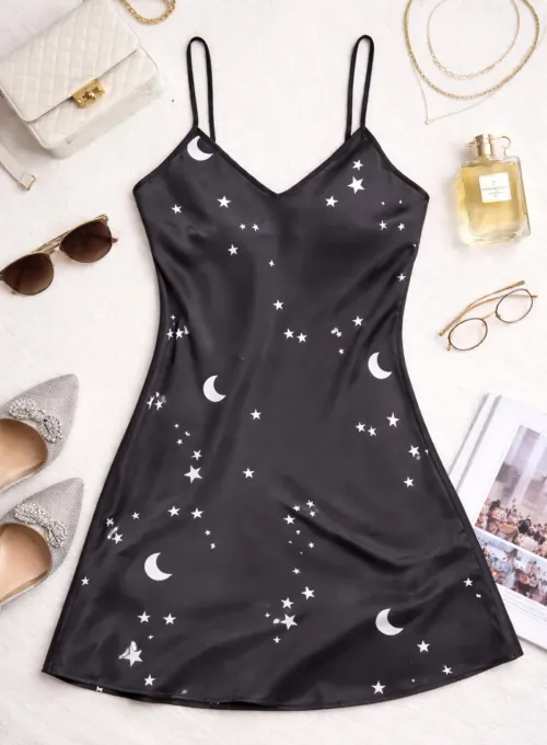 Yıldızlı Gökyüzü Desenli Askılı Saten Gecelik TM1387