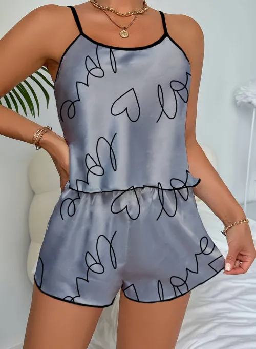 Love Baskılı Gri Saten Şortlu Gecelik Takım
