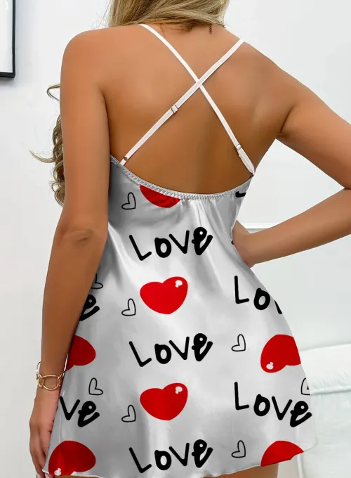 Love Desenli Beyaz Saten Gecelik