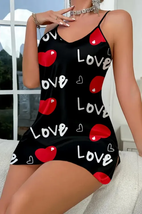 Love Desenli Siyah Saten Gecelik