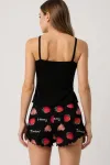 Çilek Baskılı Siyah Askılı Şortlu Pijama Takımı
