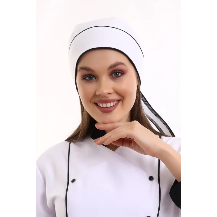 Kuyruklu Bone - Beyaz-Siyah