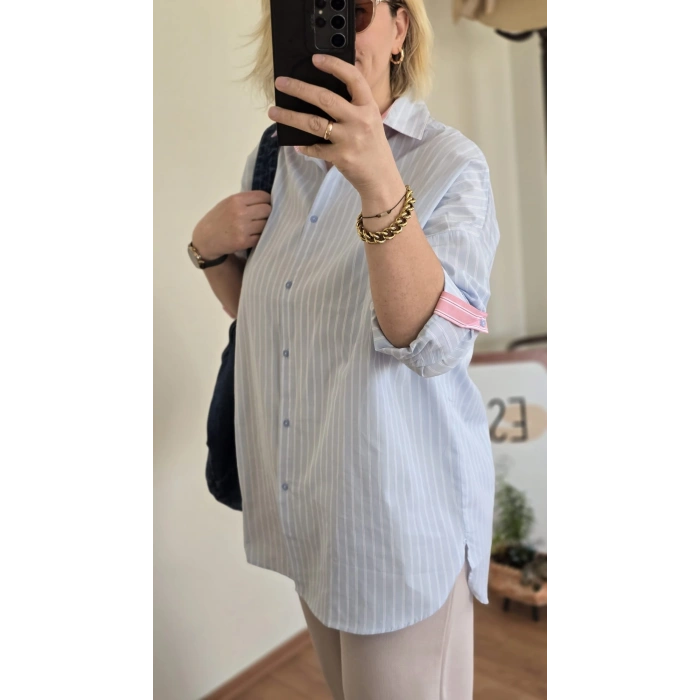 Mavi Çizgili Pembe Detaylı Gömlek