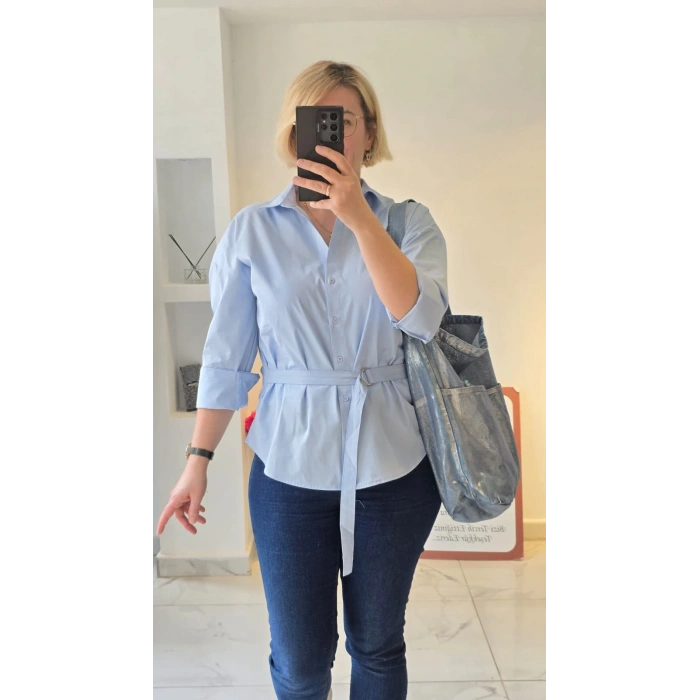 Bebek Mavisi Kuşaklı Gömlek