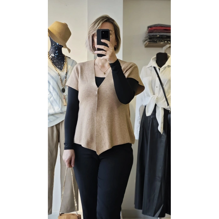 Bej Örme Kısa Kol Hırka