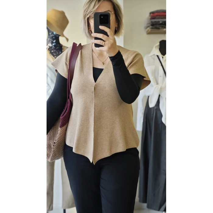 Bej Örme Kısa Kol Hırka