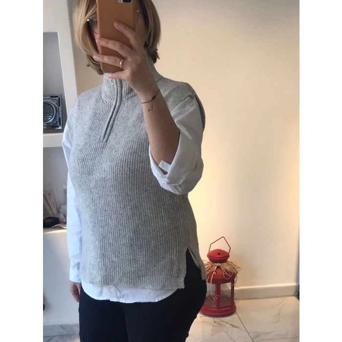 Fermuarlı Dik Yaka Triko Yelek