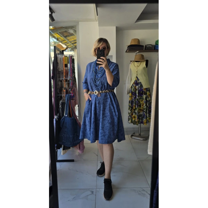 Mavi Kemerli Desenli Kloş Elbise