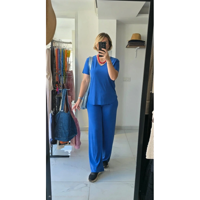 Saks Mavi V Yaka Pantolon Takımı