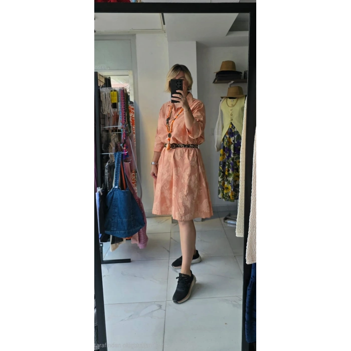 Şeftali Rengi Kuşaklı Desenli Elbise