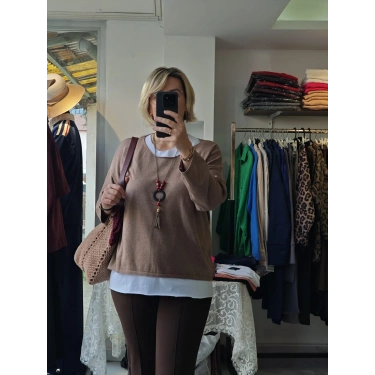 Beyaz Yakalı Katmanlı Triko