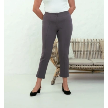 Yüksek Bel Ön Dikişli Kısa Pantolon