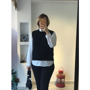 Siyah Örme Süveter Yelek