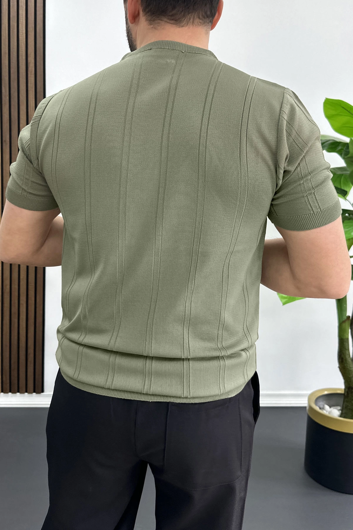Erkek Bisiklet Yaka Desenli Tişört Açık Yeşil Edw454
