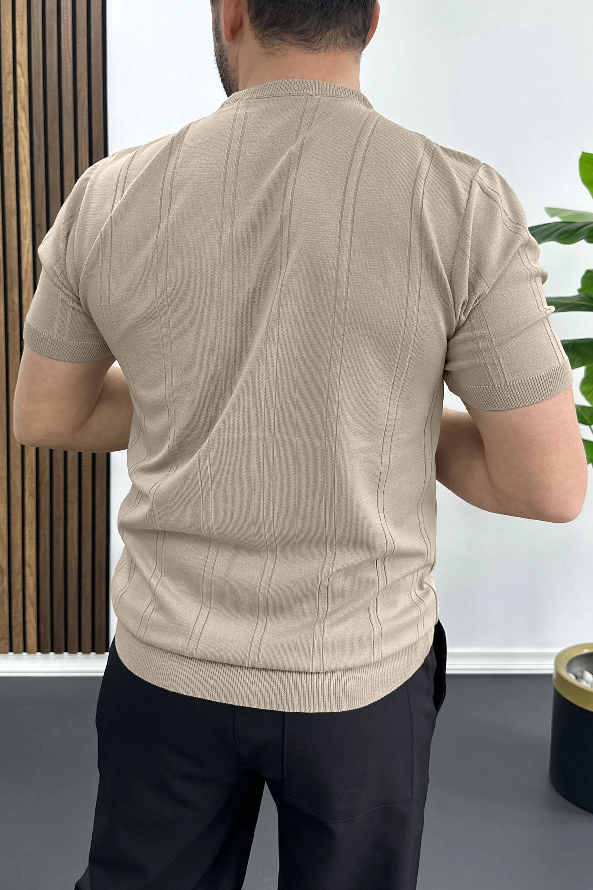 Erkek Bisiklet Yaka Desenli Tişört Vizon Edw454