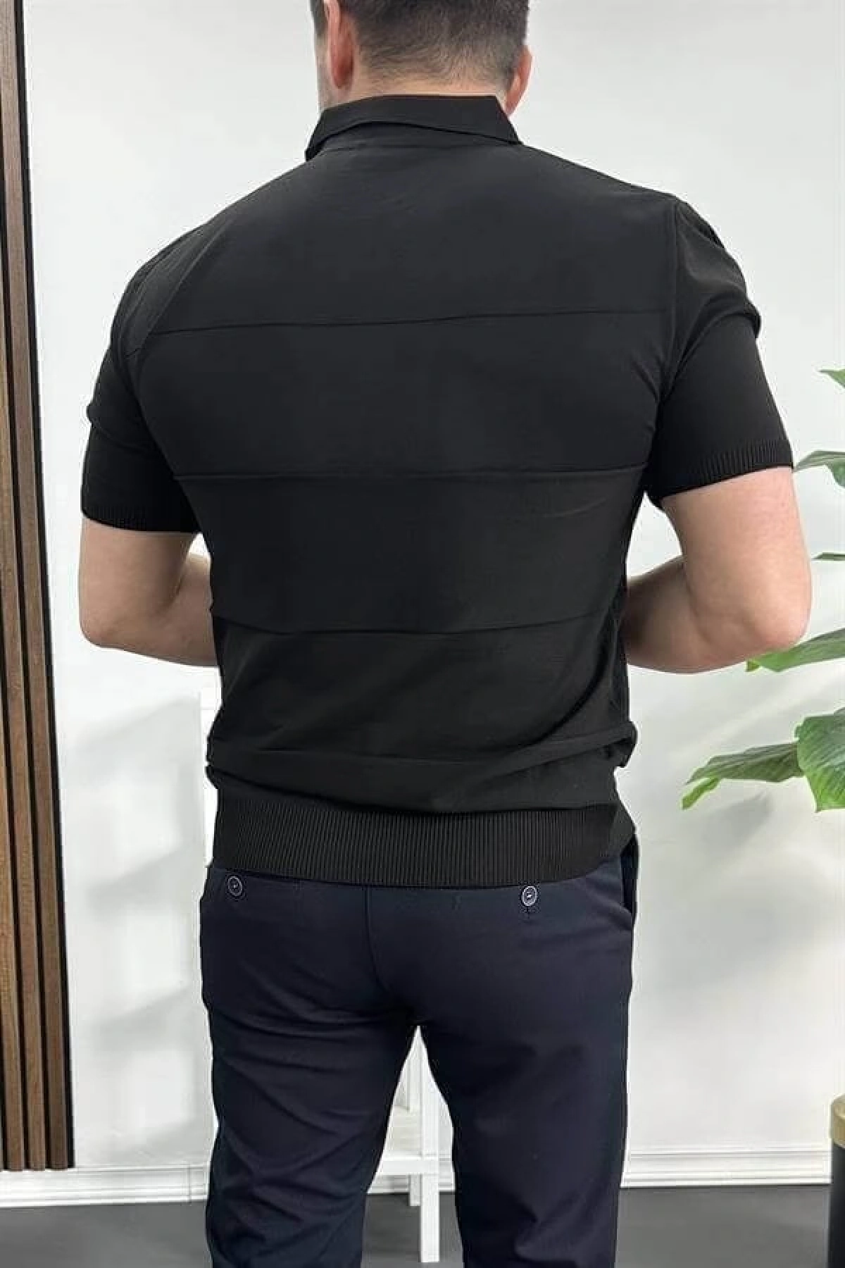 Erkek Açık Yaka Bloklu Tişört Siyah Edw237