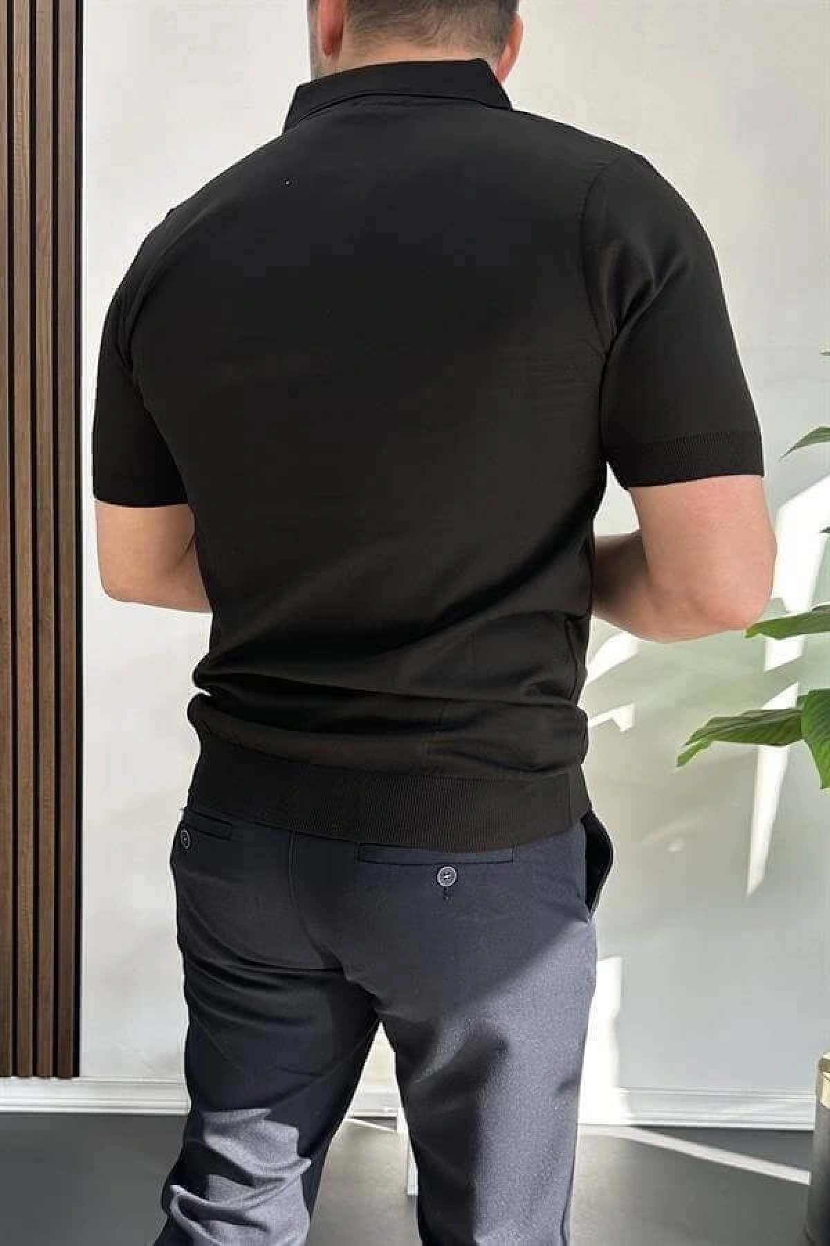Erkek Açık Yaka Çizgli Tişört Siyah Edw236