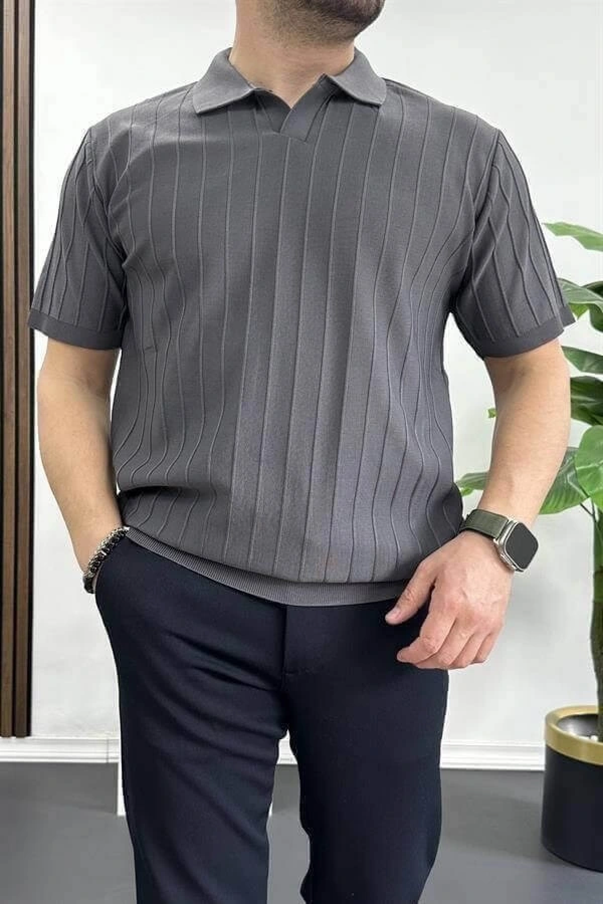 Erkek Açık Yaka Desenli Tişört Füme Edw238