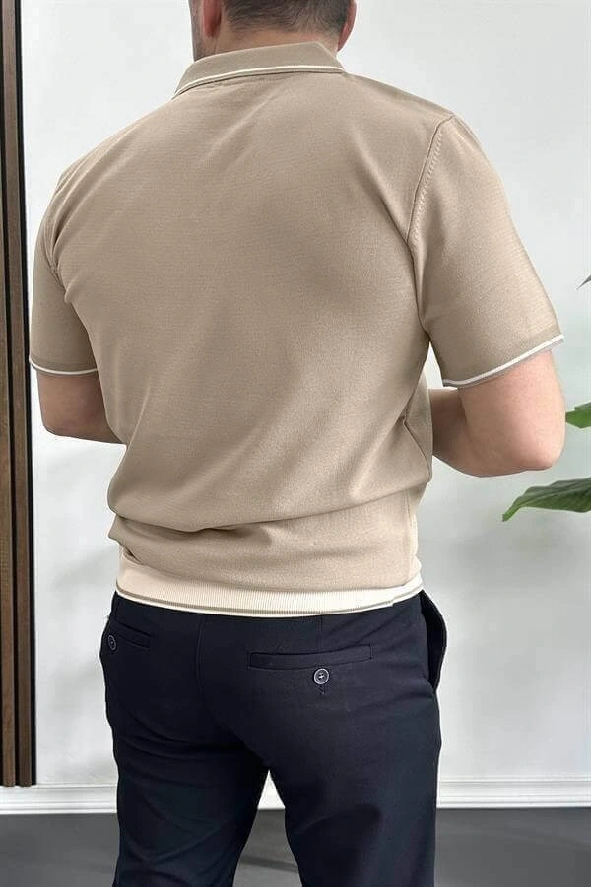 Erkek Açık Yaka Şerit Detaylı Tişört Vizon Edw235