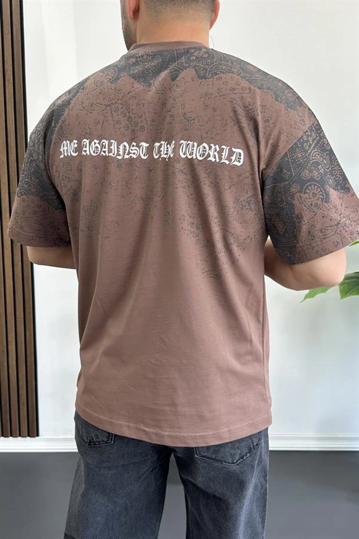 Erkek Oversize Ön ve arka baskılı Desenli Tişört Kahverengi Edw369