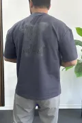 Erkek Kabartmalı Sırt Baskılı Oversize Tişört Füme Edw390