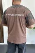 Erkek Oversize Ön ve arka baskılı Desenli Tişört Kahverengi Edw369