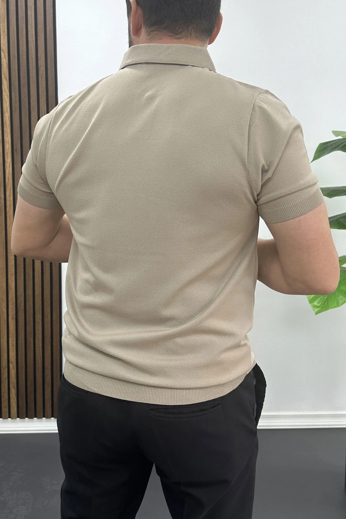 Erkek Açık Yaka Düz Tişört Vizon Edw461