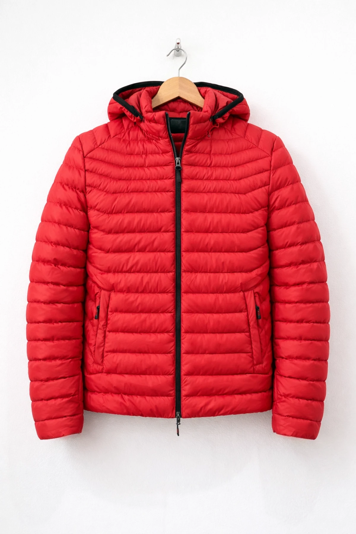 Erkek Slim Fit Kapüşonlu Şişme Mont Kırmızı Edw435