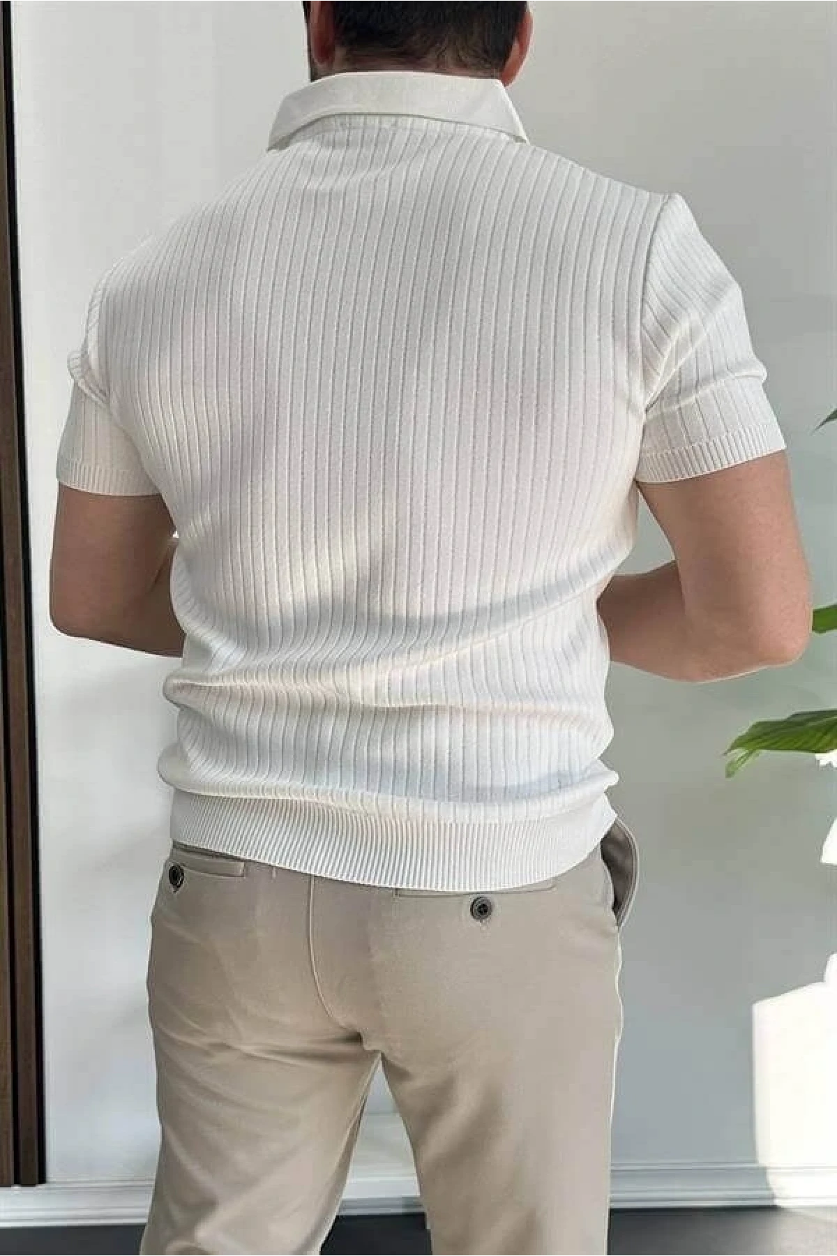 Erkek Açık Yaka Çizgili Desenli Tişört Beyaz Edw258