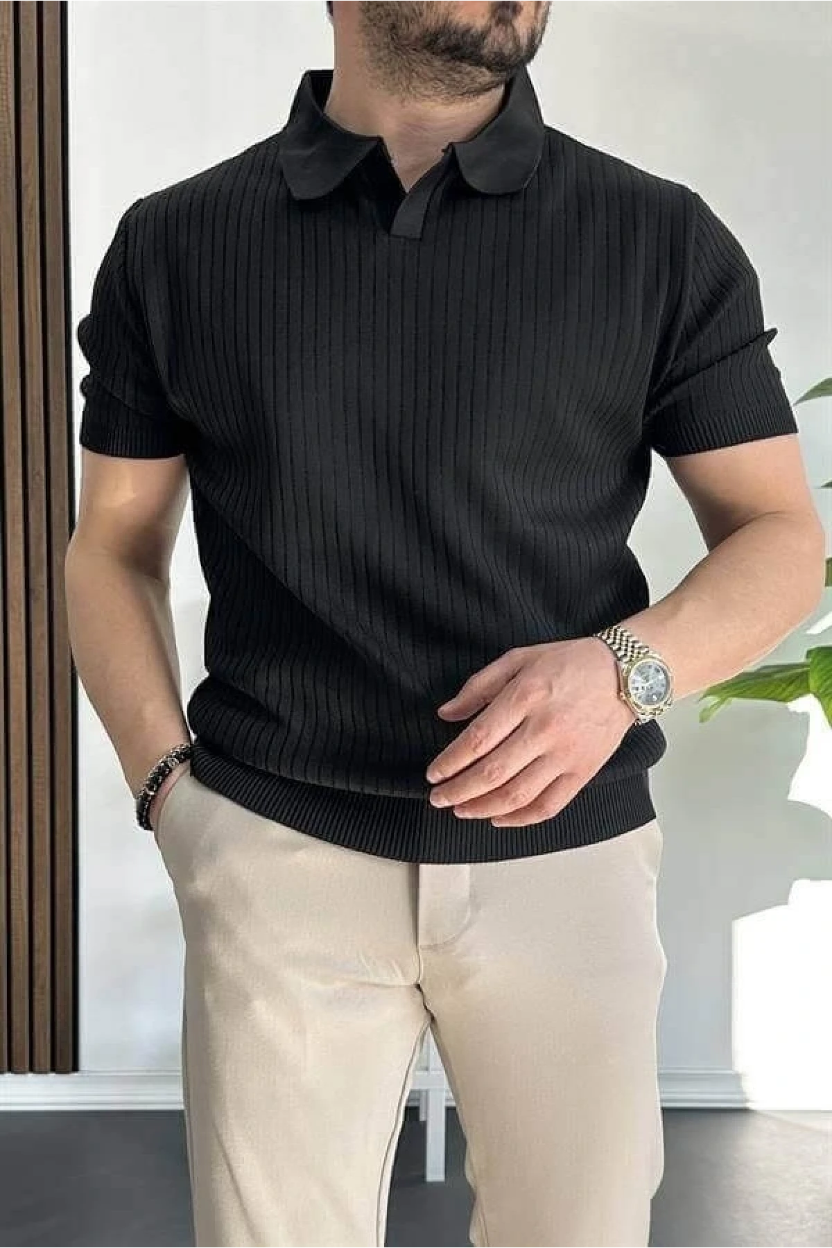 Erkek Açık Yaka Çizgili Desenli Tişört Siyah Edw258