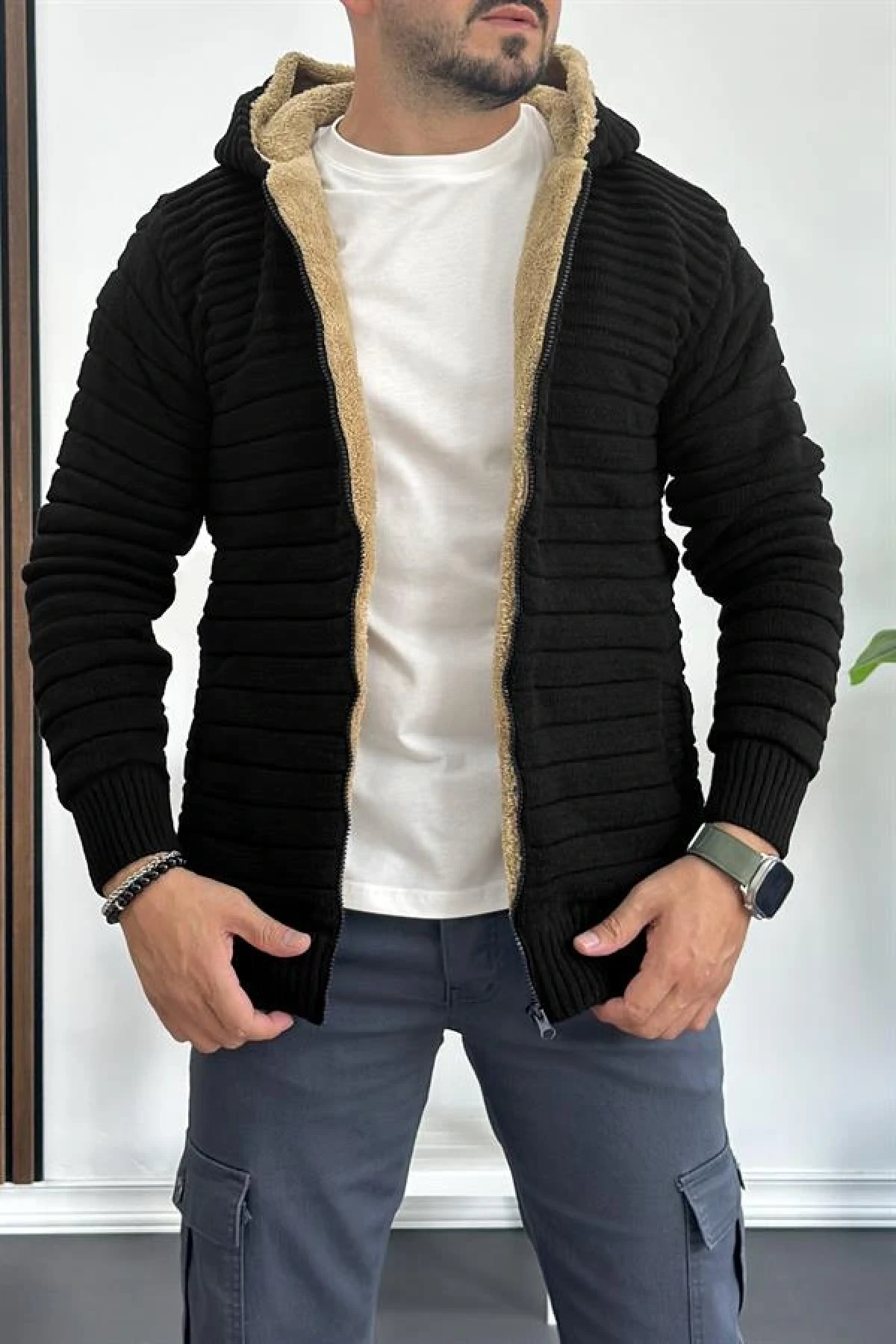 Erkek İçi Kürklü Kapüşonlu Fermuarlı Triko Hırka Siyah T743