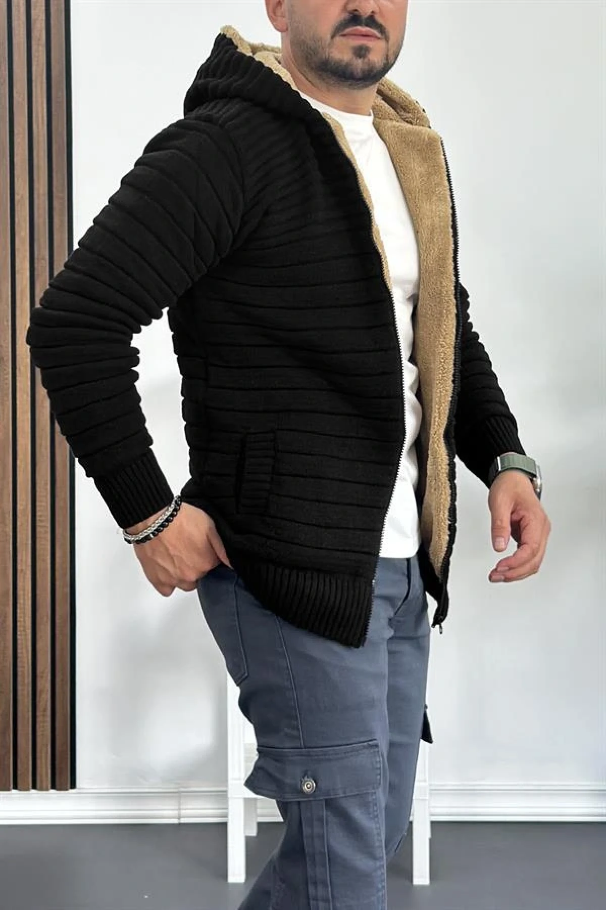 Erkek İçi Kürklü Kapüşonlu Fermuarlı Triko Hırka Siyah T743