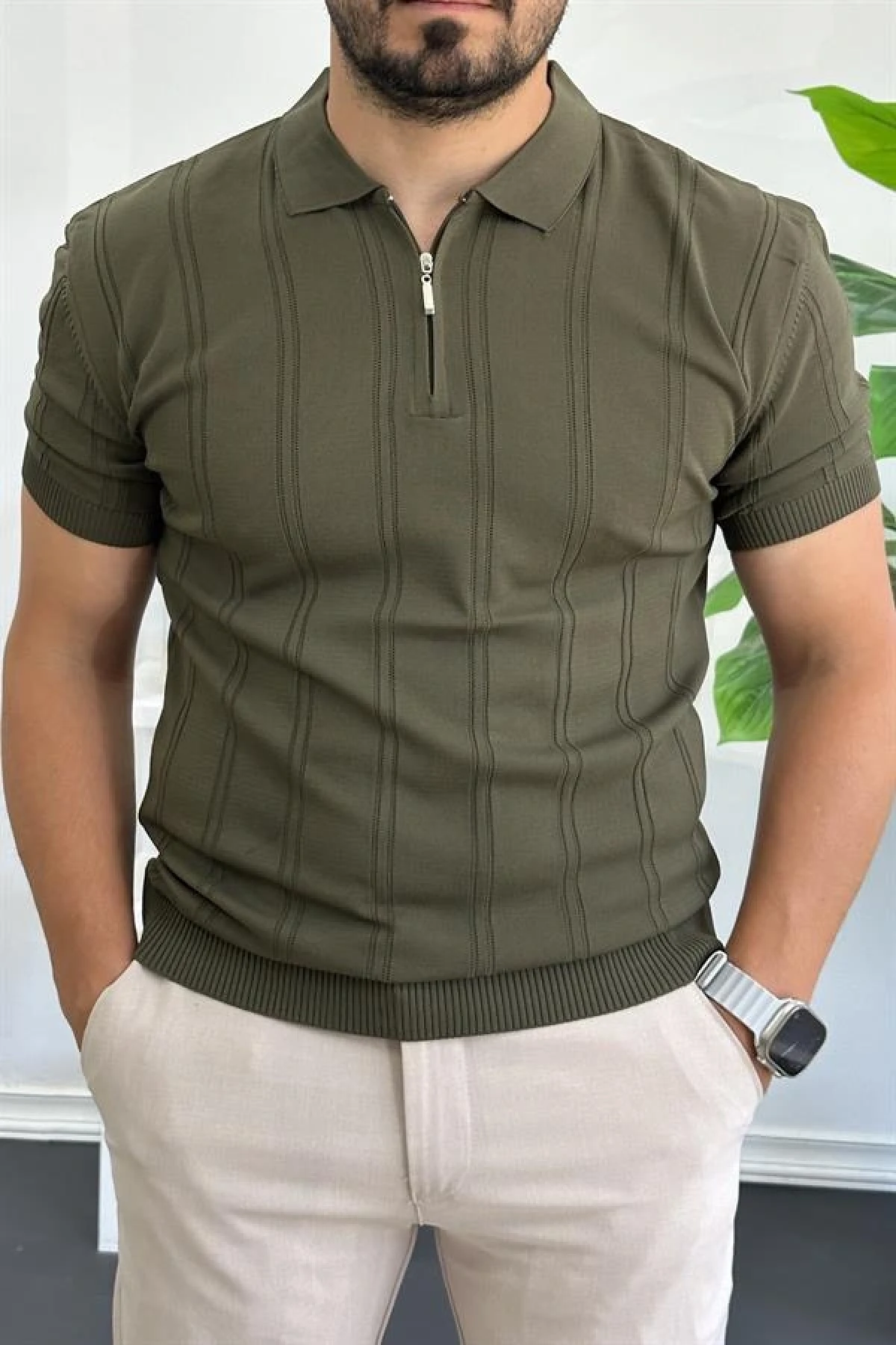 Erkek Polo Yaka Fermuarlı Desenli Tişört Haki Edw262