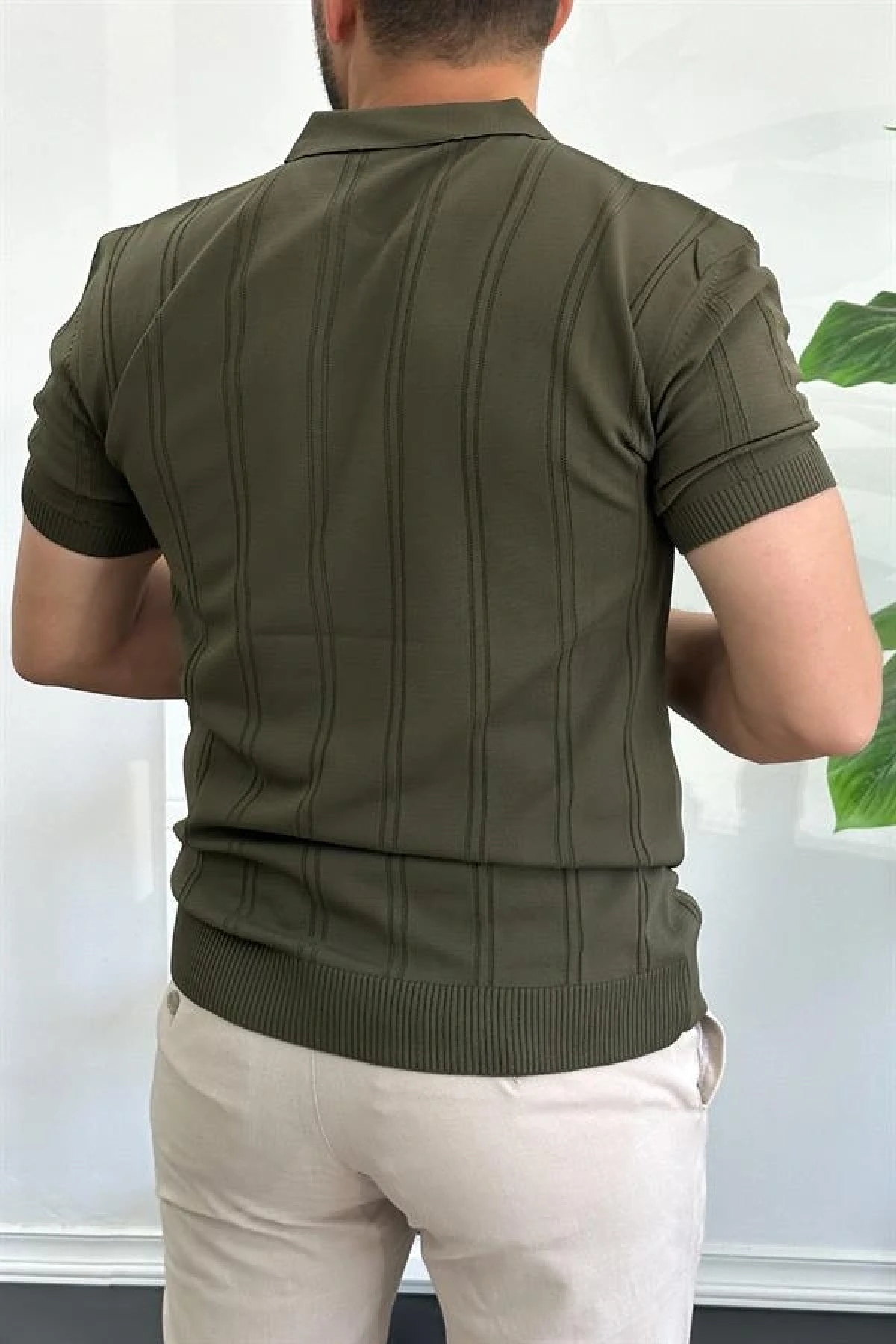 Erkek Polo Yaka Fermuarlı Desenli Tişört Haki Edw262