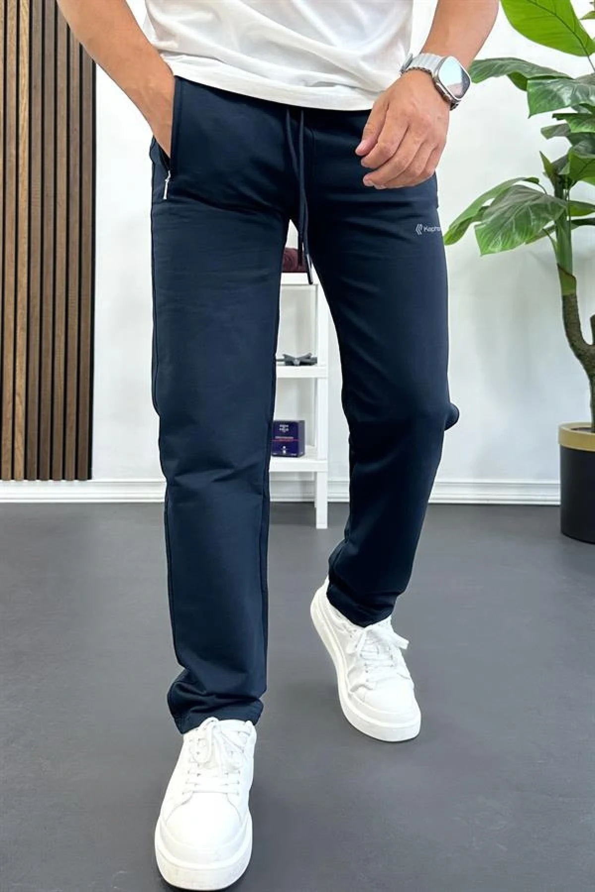 Erkek Regular Fit Düz Paça Eşofman Altı Lacivert Edw405