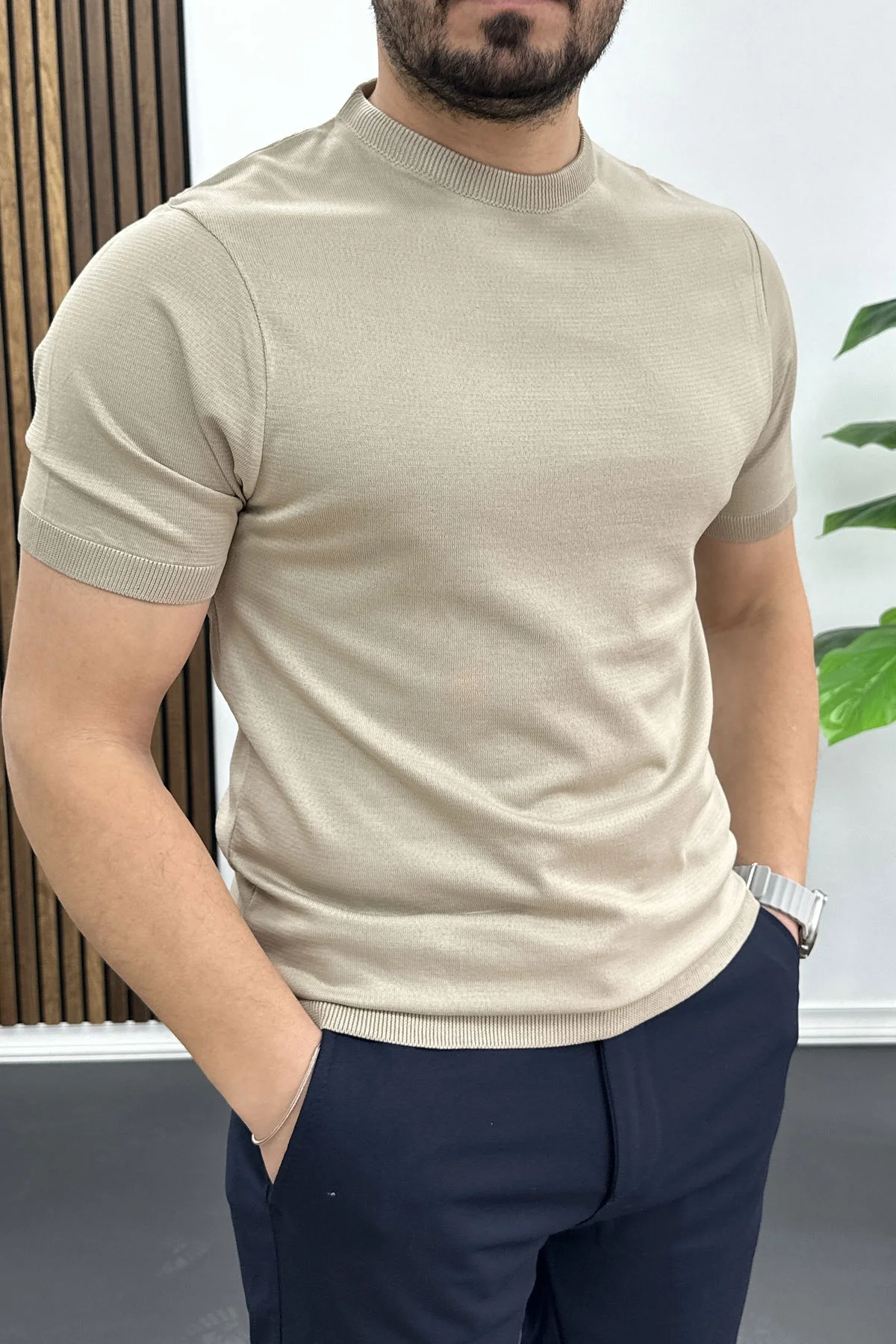 Erkek Düz Desen Bisiklet Yaka Tişört Vizon Edw459