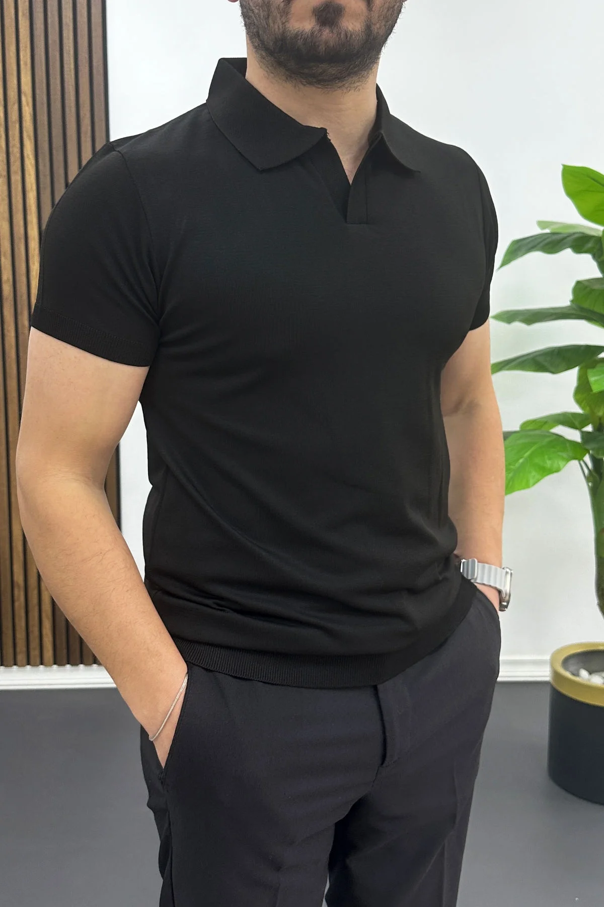 Erkek Açık Yaka Düz Tişört Siyah Edw461