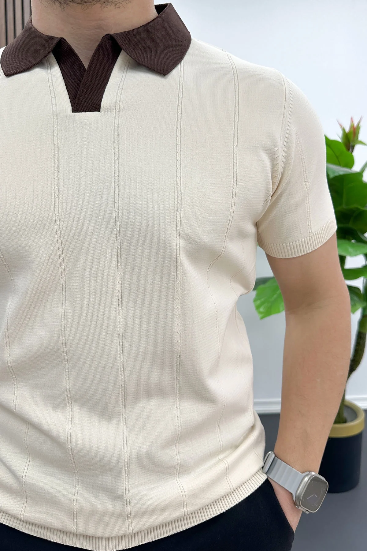 Erkek Yaka Detaylı Tişört Krem Edw463