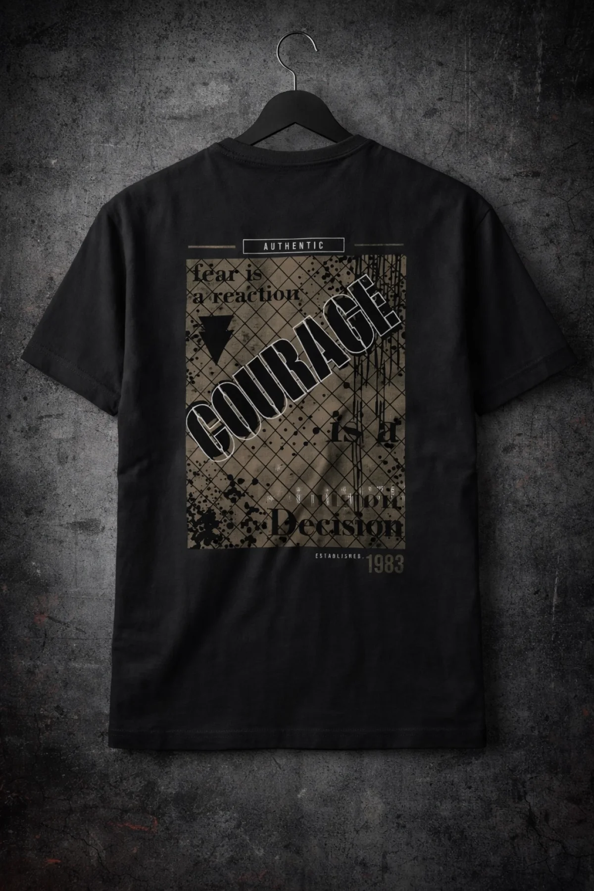 Courage Sırt Baskılı Pamuklu Tişört Edw905