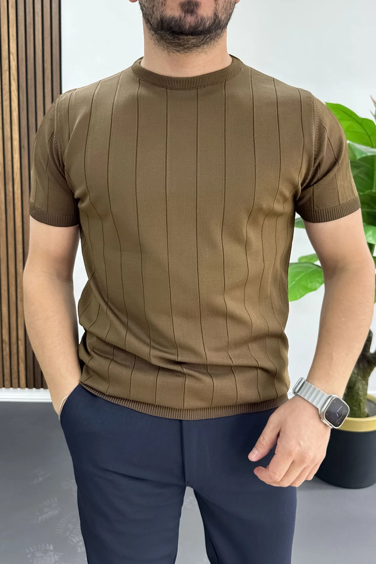 Erkek Bisiklet Yaka Çizgili Tişört Açık Kahverengi Edw456