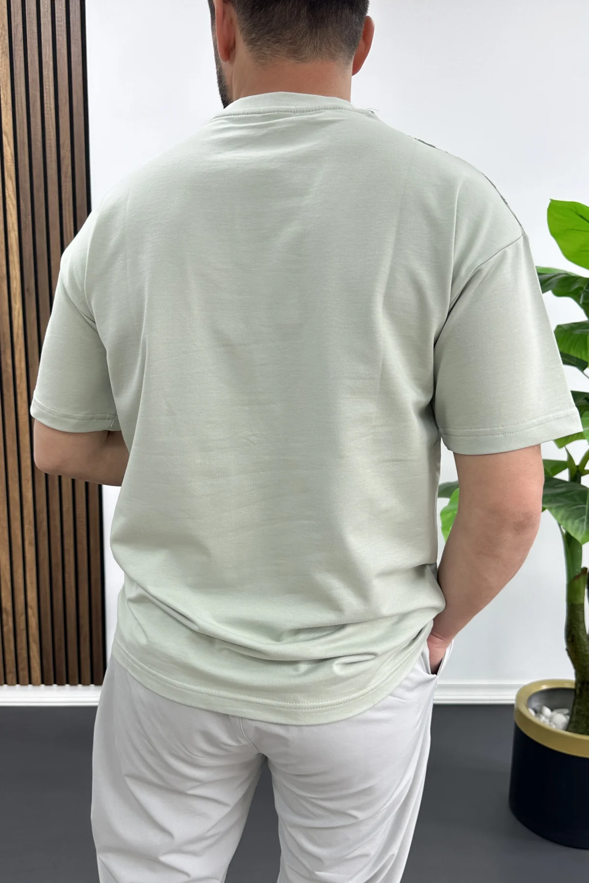 Erkek Kabartma Baskılı Tişört Yeşil Edw489