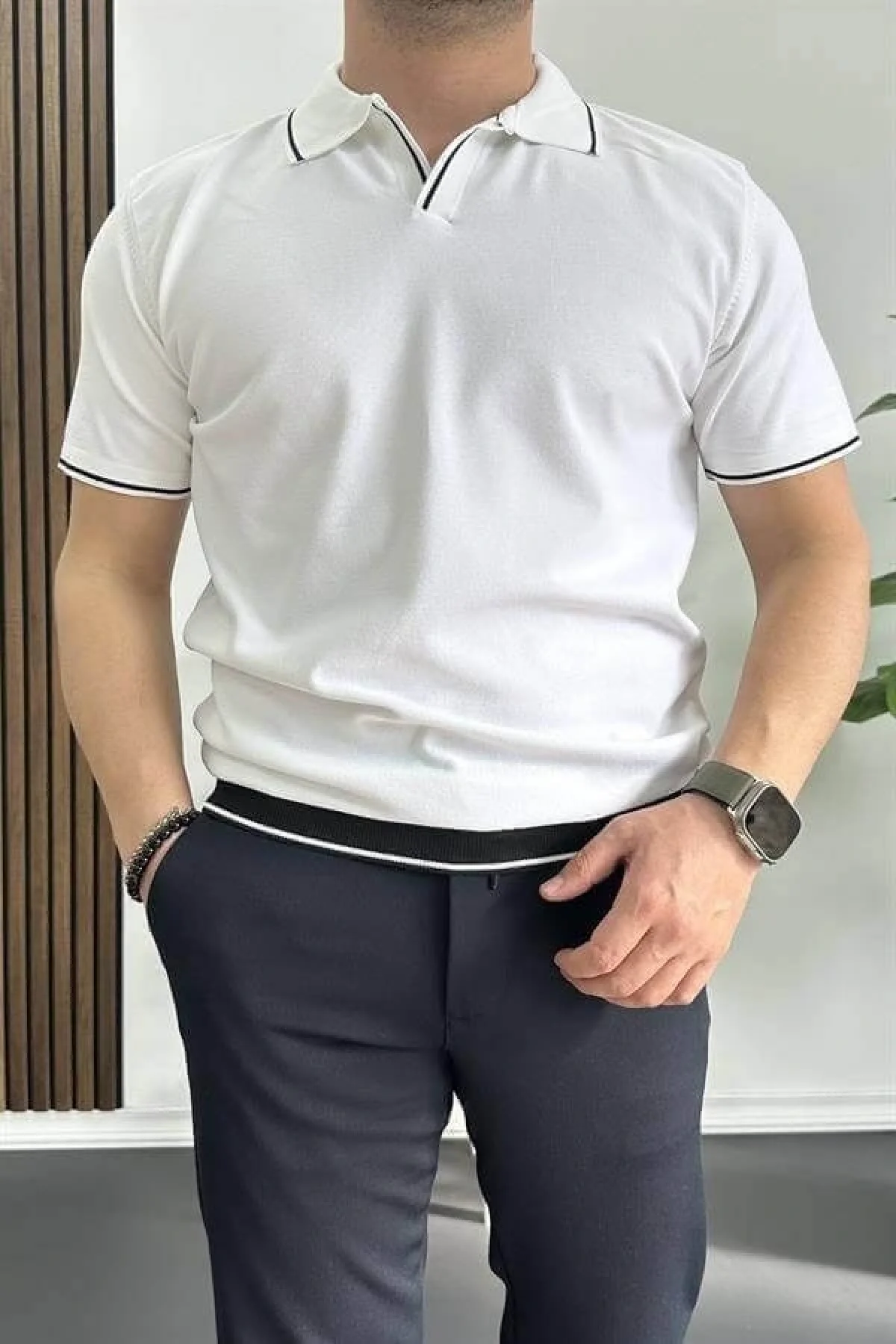 Erkek Açık Yaka Şerit Detaylı Tişört Beyaz Edw235