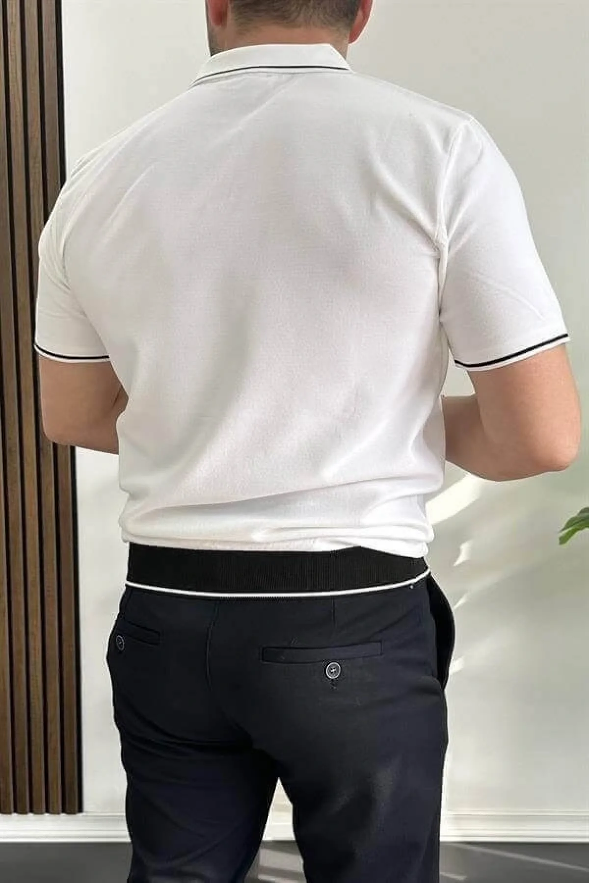 Erkek Açık Yaka Şerit Detaylı Tişört Beyaz Edw235